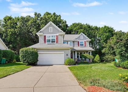 3382 Hampstead Court - Photo 1