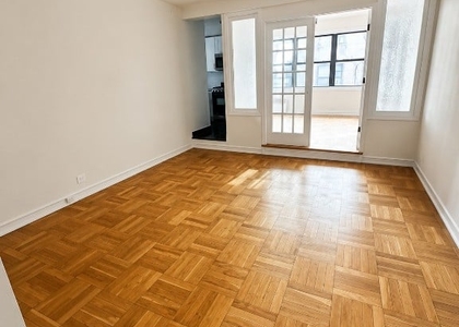 West 74th Street - Photo 1