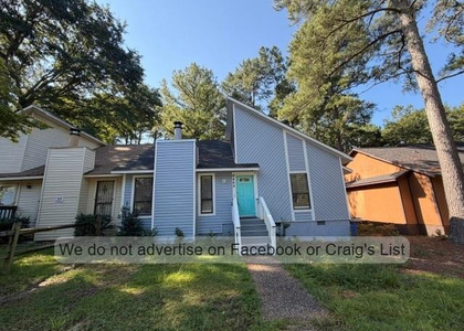 6469 Kelmscot Court - Photo 1