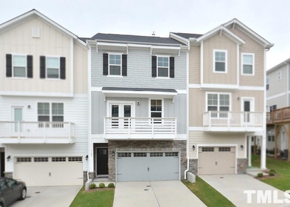 1108 Finch Court - Photo 1