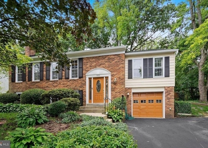 7620 Maritime Lane - Photo 1