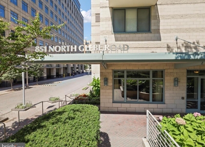 851 N Glebe Road N - Photo 1