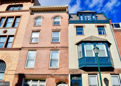 1211 Locust Street - Photo 1