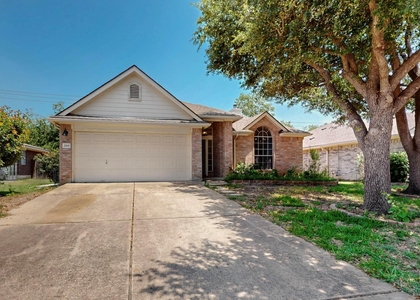 2508 Willow Way - Photo 1