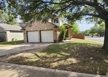 417 Jacky St - Photo 1