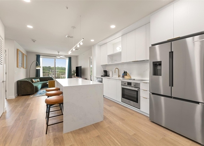 2323 S Lamar Blvd - Photo 1