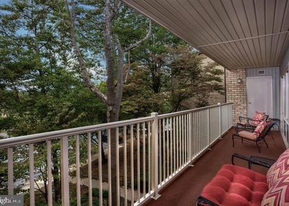 8 Over Ridge Court - Photo 1