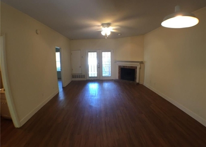 2100 San Gabriel St St - Photo 1