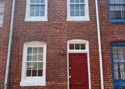 404 S Dallas Street - Photo 1