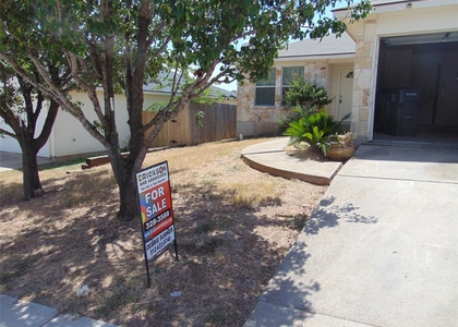 15209 Bullace St - Photo 1