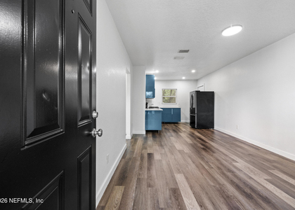 231 16th Street - Photo 1