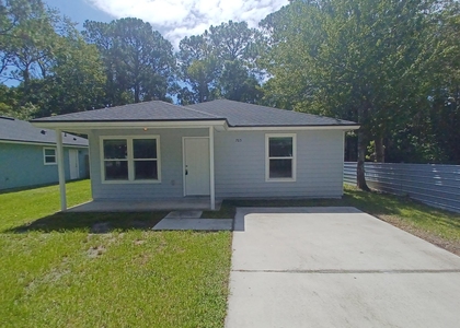 765 W 6th Street - Photo 1