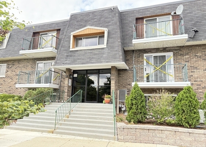 3856 S Parkway Drive - Photo 1