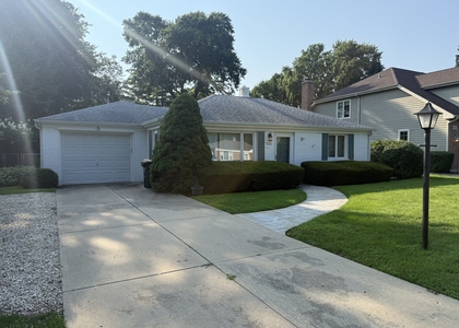 525 7th Avenue - Photo 1