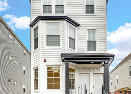 3624 W George Street - Photo 1