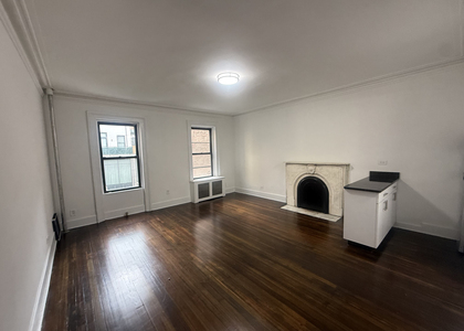 39 East 65th Street - Photo 1