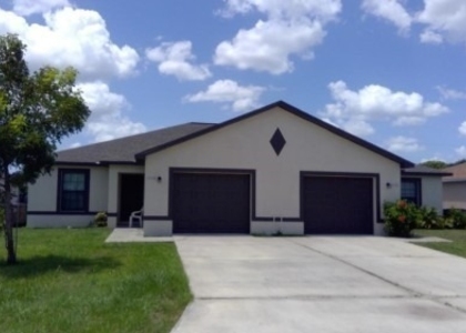 4204 Sw 7th Place - Photo 1