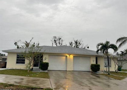335 Tarpon Drive - Photo 1