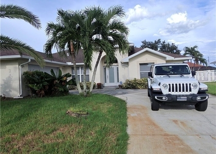 905 Sw 8th Court - Photo 1