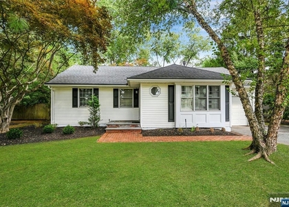 12 Leoson - Photo 1