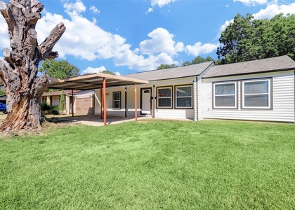 1107 Valerie Avenue - Photo 1