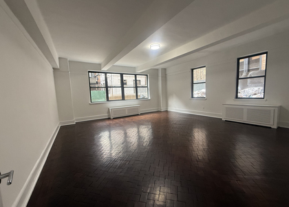 160 West 73rd Street - Photo 1