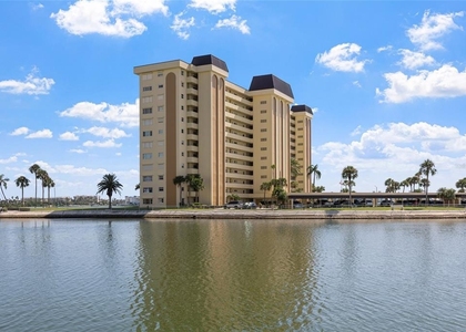 4775 Cove Circle - Photo 1