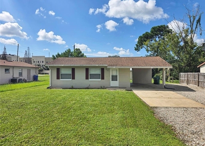 185 E Lake Mary Avenue - Photo 1