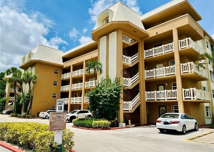 304 Golfview Road - Photo 1