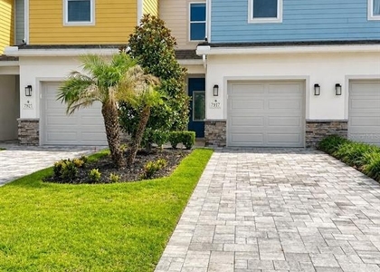 7917 Putting Green Way - Photo 1