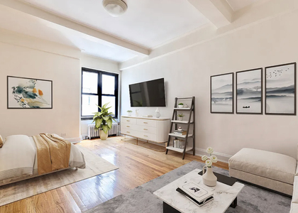 East Village second avenue - Photo 1