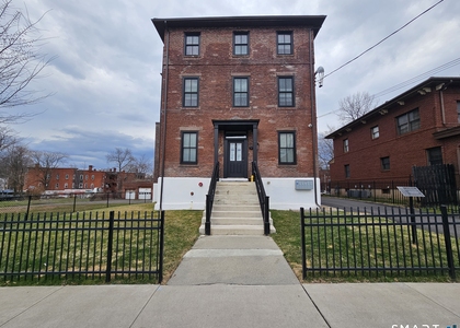 94-96 Edwards Street - Photo 1