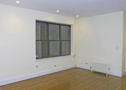 Central Park West - Photo 1