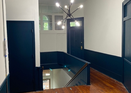 208 Adamson Square - Photo 1