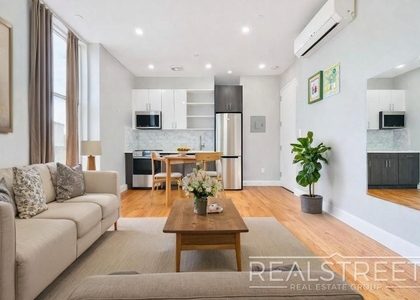 115 Park Ave - Photo 1