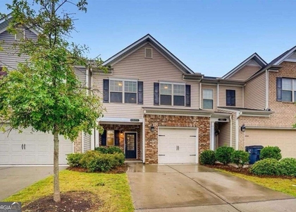 1526 Brookmere Way - Photo 1