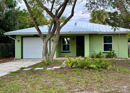 827 Se 6th Street - Photo 1