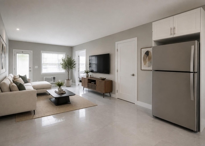 640 Ne 7th Avenue - Photo 1