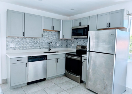 2719 Lincoln Street - Photo 1