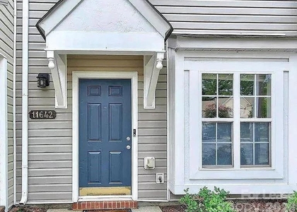 11642 Retriever Way - Photo 1