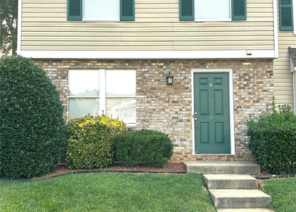 9620 Vinca Circle - Photo 1