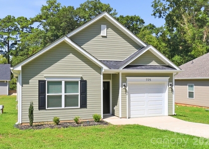 725 N Mcfarland Street - Photo 1