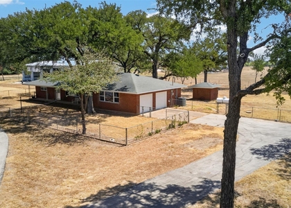 161 Tomlinson Road - Photo 1