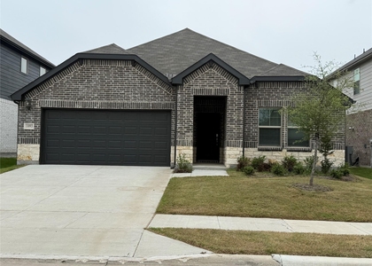 1093 Eagle Run Lane - Photo 1