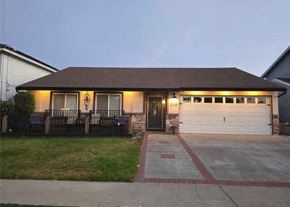 2234 W Flora - Photo 1