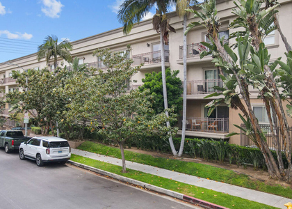 141 S Clark Drive - Photo 1