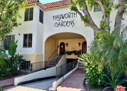 1345 N Hayworth Avenue - Photo 1
