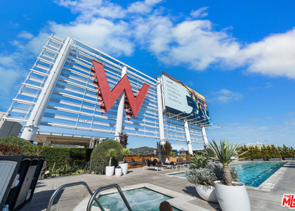 6250 Hollywood Boulevard - Photo 1