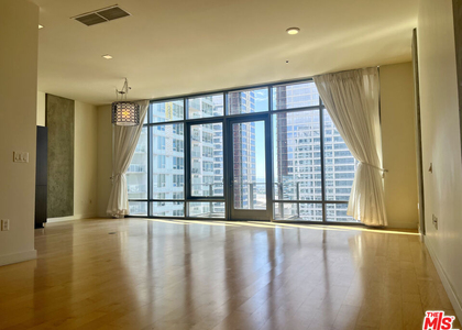 1100 S Hope Street - Photo 1