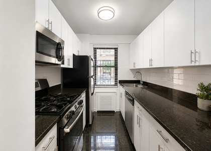 E 56th Street - Photo 1